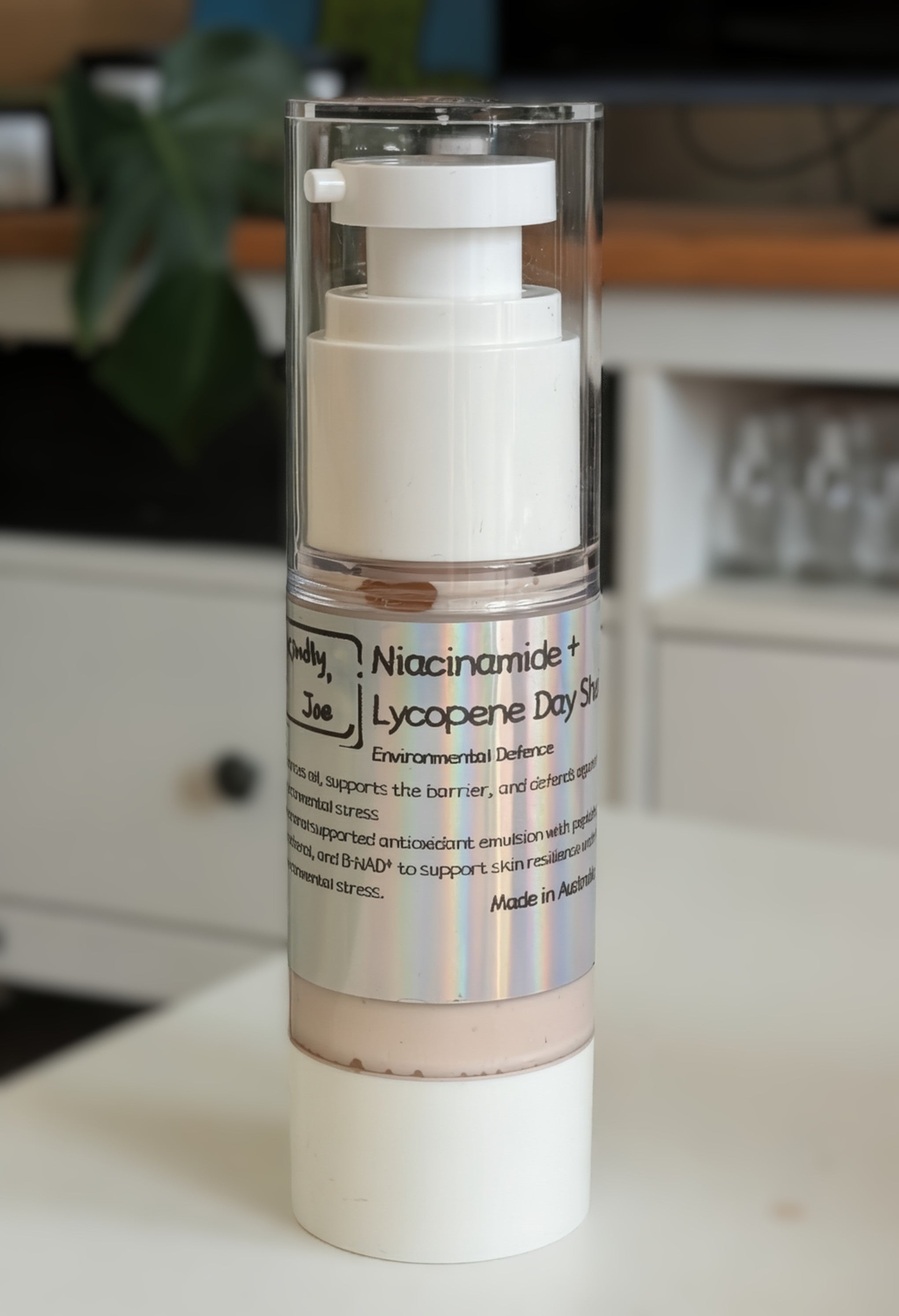 Niacinamide + Lycopene Day Shield